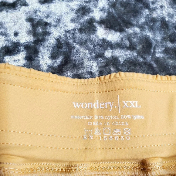 Wondery Yellow Janelle Shorts - Picture 6 of 10
